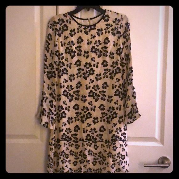 Shoshanna Dresses & Skirts - NEW Shoshanna Silk Floral Dress